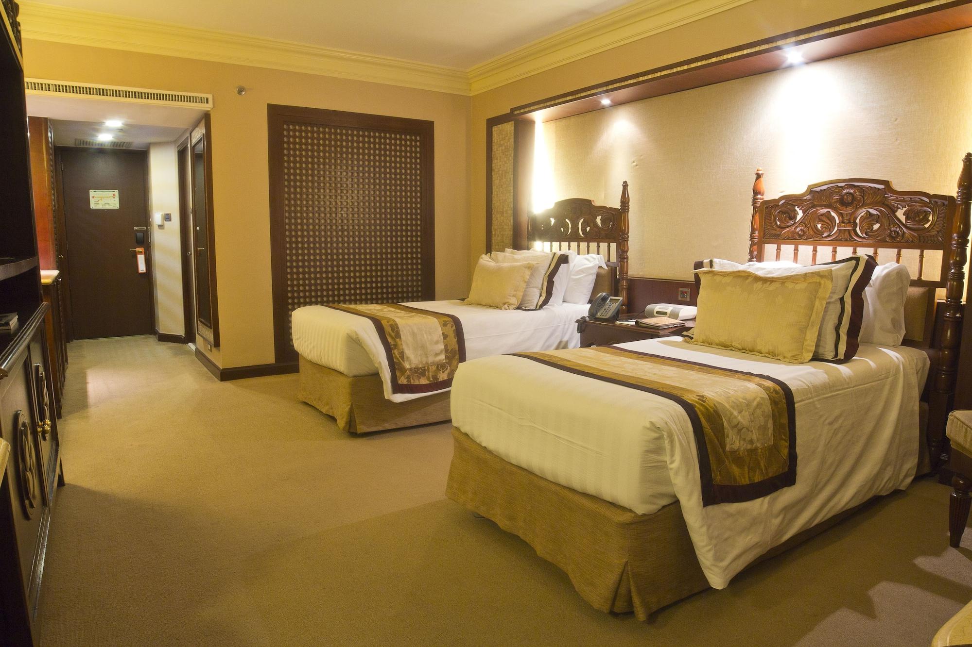 The 5* Manila